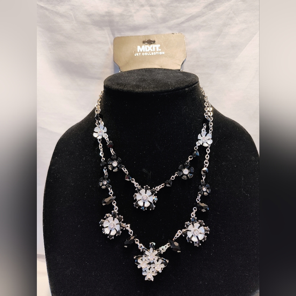 Mixit Jet Collection Black and Silver Necklace